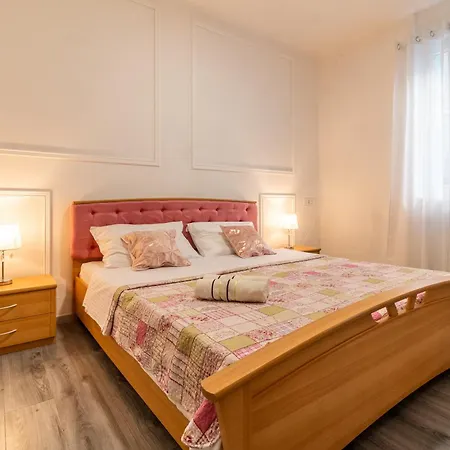 Lea Centar Apartment Split